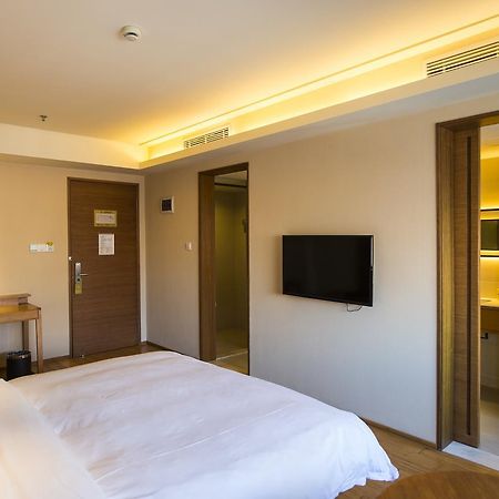 Ji Hotel Shanghai Xujiahui Tianyaoqiao Road المظهر الخارجي الصورة
