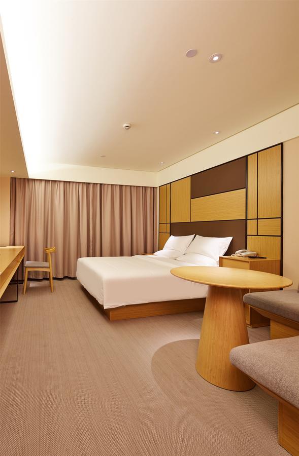 Ji Hotel Shanghai Xujiahui Tianyaoqiao Road المظهر الخارجي الصورة