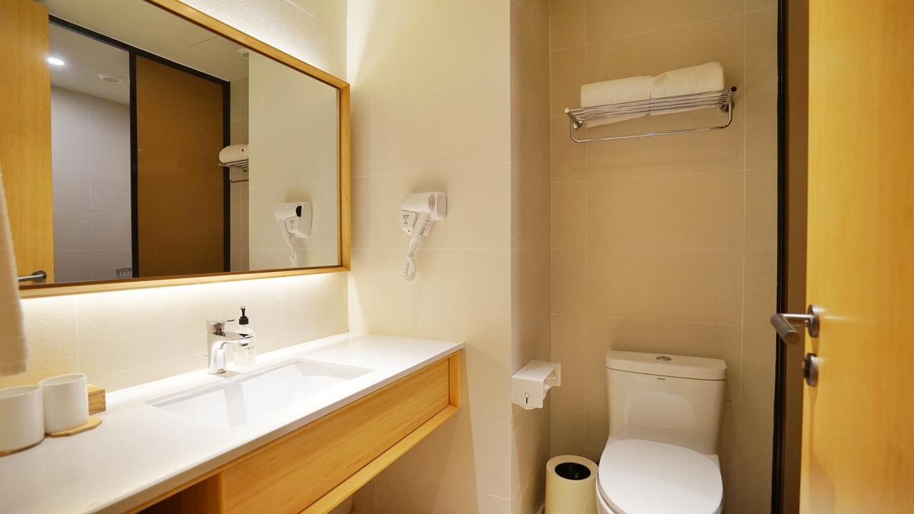 Ji Hotel Shanghai Xujiahui Tianyaoqiao Road المظهر الخارجي الصورة
