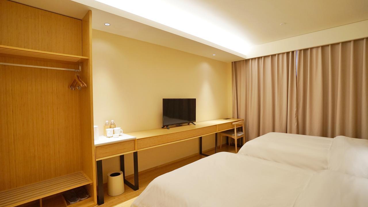 Ji Hotel Shanghai Xujiahui Tianyaoqiao Road المظهر الخارجي الصورة